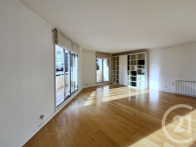 Appartement F5 à vendre - 5 pièces - 110.43 m2 - COURBEVOIE - 92 - ILE-DE-FRANCE - Century 21 Conseil Immobilier