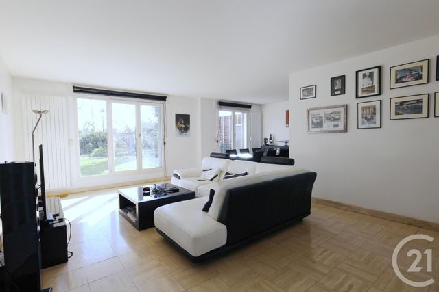 Appartement F5 à vendre - 5 pièces - 116.74 m2 - COURBEVOIE - 92 - ILE-DE-FRANCE - Century 21 Conseil Immobilier