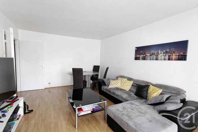 Afficher la photo en grand Appartement F3 à vendre - 3 pièces - 67.52 m2 - COURBEVOIE - 92 - ILE-DE-FRANCE - Century 21 Conseil Immobilier