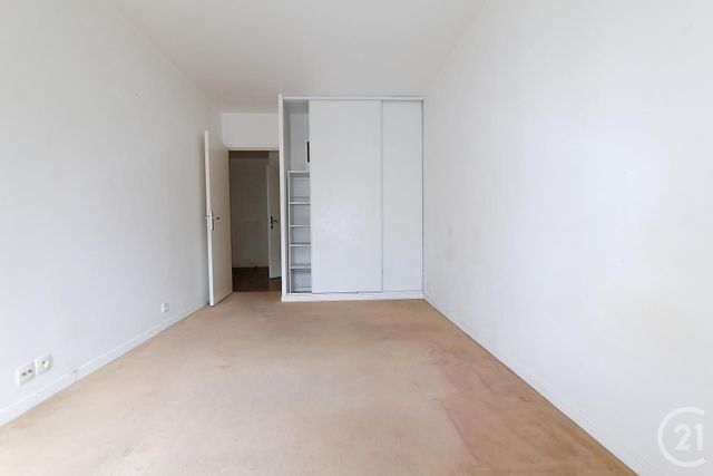 Afficher la photo en grand Appartement F2 à louer - 2 pièces - 47.8 m2 - COURBEVOIE - 92 - ILE-DE-FRANCE - Century 21 Conseil Immobilier