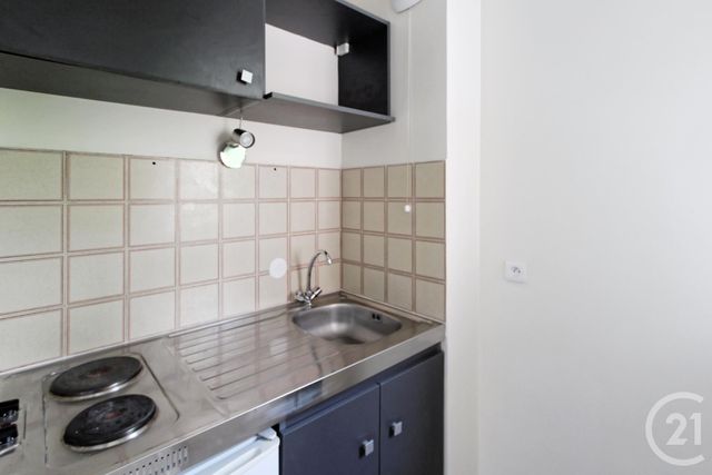 Afficher la photo en grand Appartement F1 à louer - 1 pièce - 20.82 m2 - COURBEVOIE - 92 - ILE-DE-FRANCE - Century 21 Conseil Immobilier