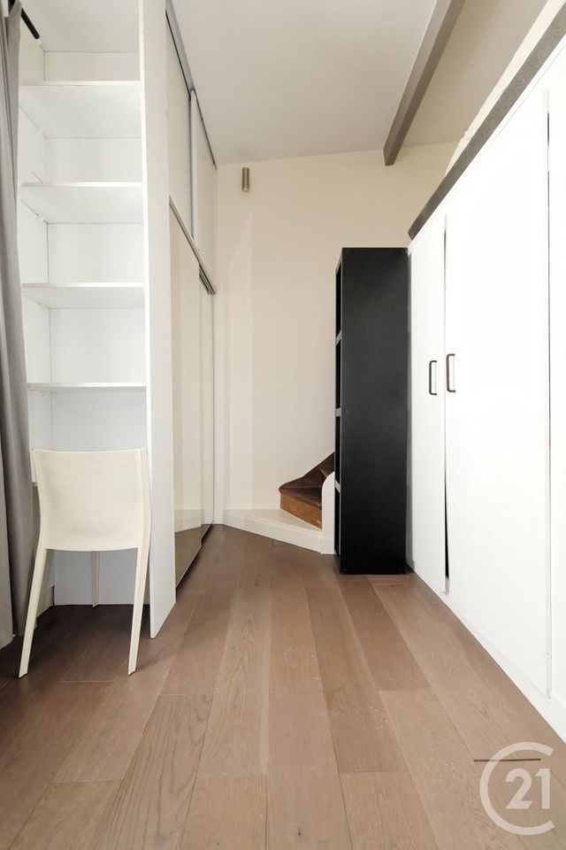 Afficher la photo en grand Appartement F2 à louer - 2 pièces - 32.91 m2 - PARIS - 75009 - ILE-DE-FRANCE - Century 21 Conseil Immobilier