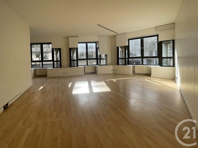 - SURESNES - 