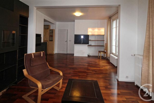 Appartement F4 à vendre - 4 pièces - 74.23 m2 - COURBEVOIE - 92 - ILE-DE-FRANCE - Century 21 Conseil Immobilier