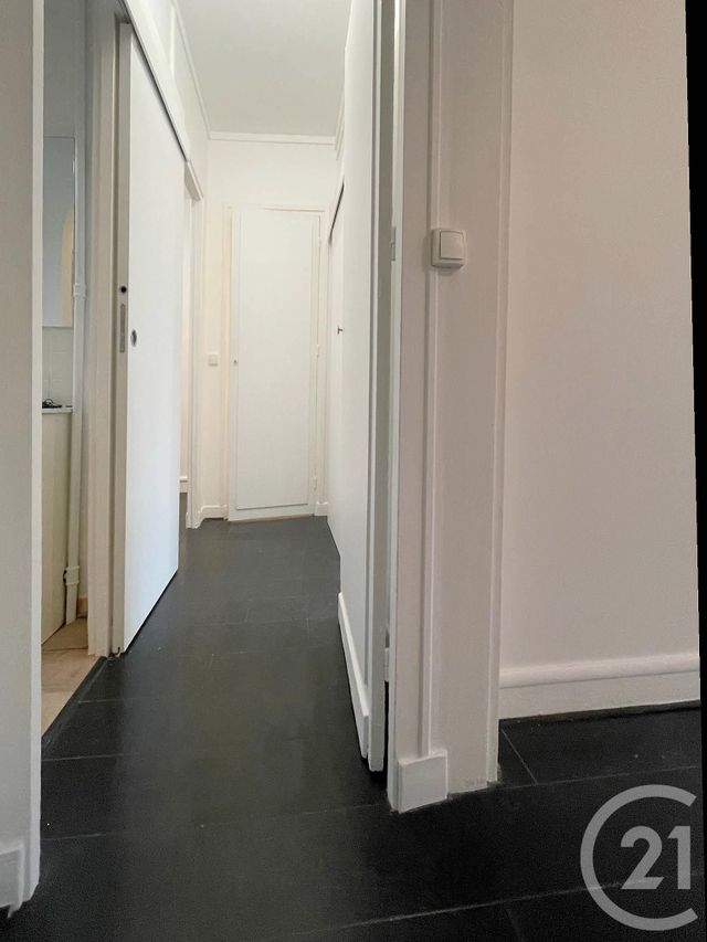 Afficher la photo en grand Appartement F2 à vendre - 2 pièces - 37.85 m2 - COURBEVOIE - 92 - ILE-DE-FRANCE - Century 21 Conseil Immobilier