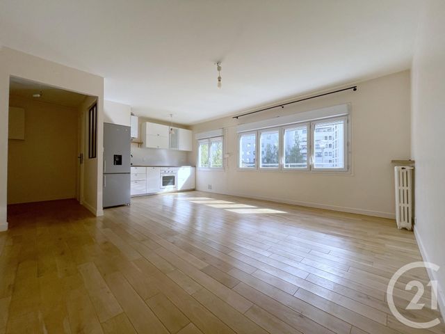 Appartement F2 à louer COURBEVOIE