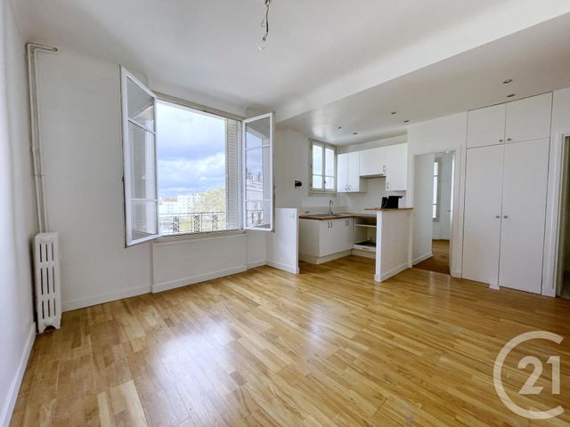 Appartement F2 à vendre - 2 pièces - 39.45 m2 - COURBEVOIE - 92 - ILE-DE-FRANCE - Century 21 Conseil Immobilier