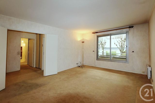 Appartement F3 à vendre - 3 pièces - 70.11 m2 - COURBEVOIE - 92 - ILE-DE-FRANCE - Century 21 Conseil Immobilier