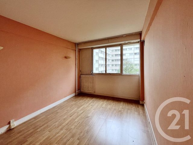 Appartement F5 à vendre - 5 pièces - 102.5 m2 - PUTEAUX - 92 - ILE-DE-FRANCE - Century 21 Conseil Immobilier