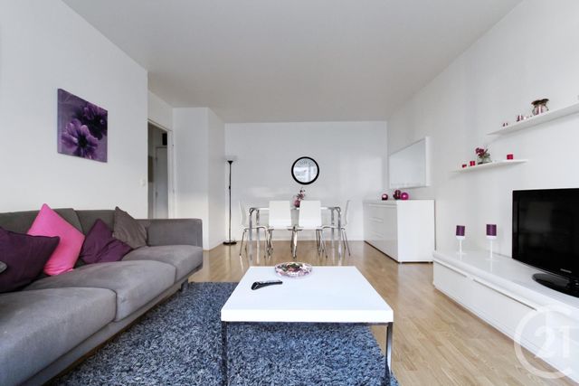 Appartement F2 à louer - 2 pièces - 47.13 m2 - COURBEVOIE - 92 - ILE-DE-FRANCE - Century 21 Conseil Immobilier