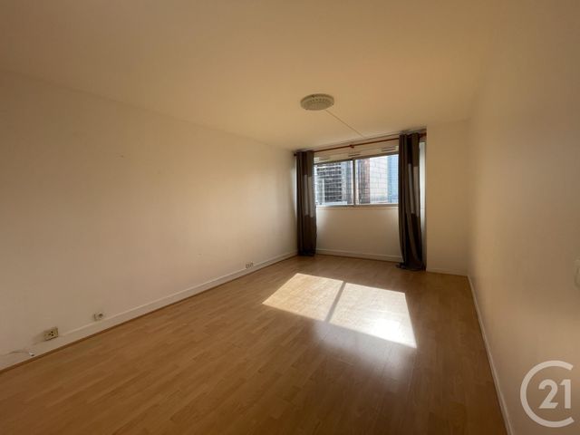 Appartement F3 à louer COURBEVOIE