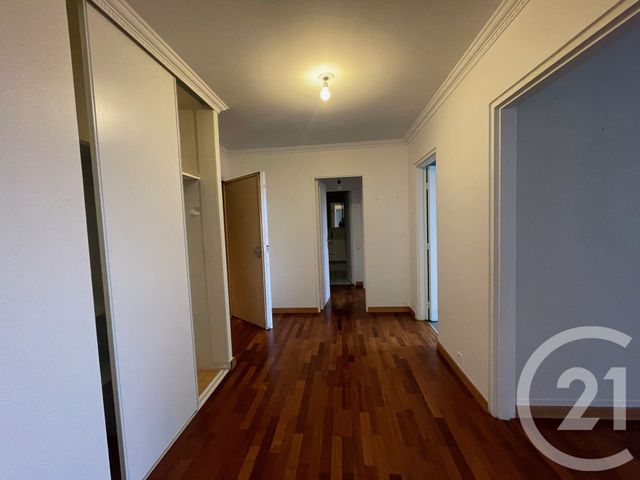 Appartement F3 à louer - 3 pièces - 91.8 m2 - COURBEVOIE - 92 - ILE-DE-FRANCE - Century 21 Conseil Immobilier