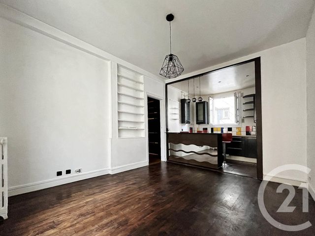 Afficher la photo en grand Appartement F3 à vendre - 3 pièces - 63.16 m2 - COURBEVOIE - 92 - ILE-DE-FRANCE - Century 21 Conseil Immobilier