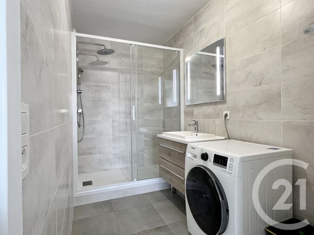 Appartement F2 à vendre - 2 pièces - 40.54 m2 - COURBEVOIE - 92 - ILE-DE-FRANCE - Century 21 Conseil Immobilier