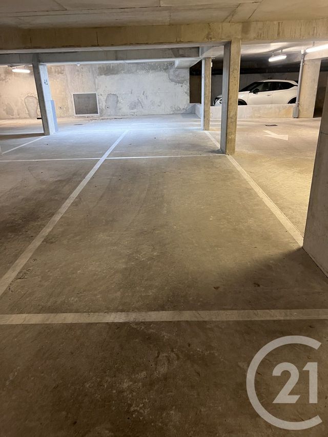 Parking à louer RUEIL MALMAISON
