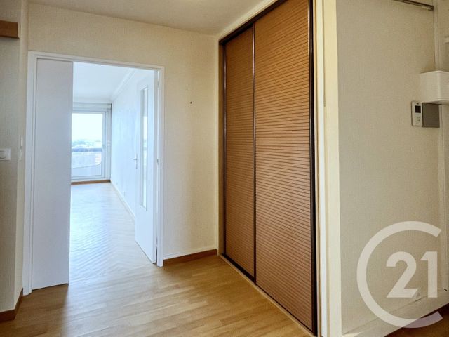 Appartement F2 à vendre - 2 pièces - 57.64 m2 - COURBEVOIE - 92 - ILE-DE-FRANCE - Century 21 Conseil Immobilier