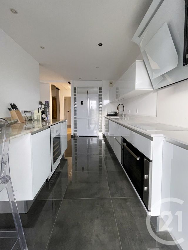 Appartement F5 à louer - 5 pièces - 105.15 m2 - NANTERRE - 92 - ILE-DE-FRANCE - Century 21 Conseil Immobilier