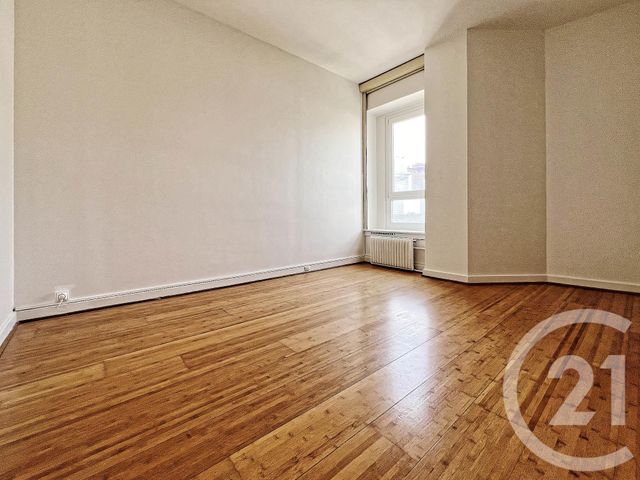 Appartement F4 à louer - 4 pièces - 106.45 m2 - COURBEVOIE - 92 - ILE-DE-FRANCE - Century 21 Conseil Immobilier