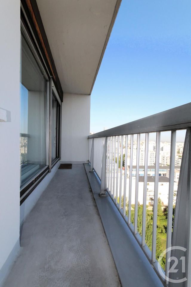 Appartement F1 à louer - 1 pièce - 24.77 m2 - COURBEVOIE - 92 - ILE-DE-FRANCE - Century 21 Conseil Immobilier