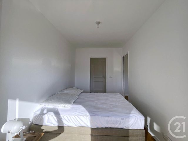 Appartement F2 à louer - 2 pièces - 39.49 m2 - COURBEVOIE - 92 - ILE-DE-FRANCE - Century 21 Conseil Immobilier