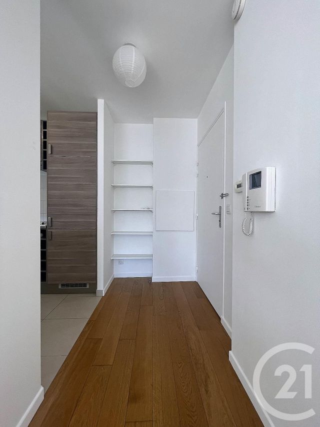 Appartement F2 à louer - 2 pièces - 39.49 m2 - COURBEVOIE - 92 - ILE-DE-FRANCE - Century 21 Conseil Immobilier