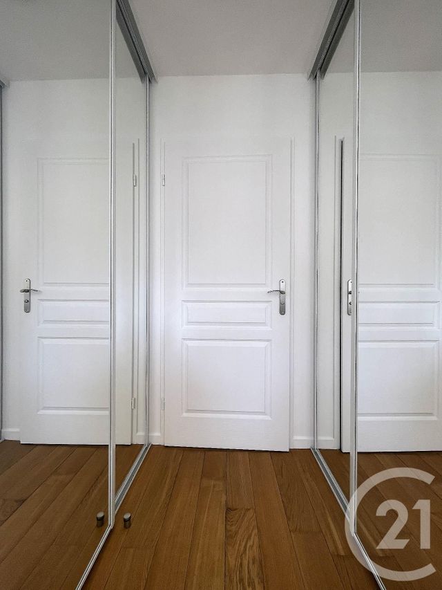 Appartement F2 à louer - 2 pièces - 39.49 m2 - COURBEVOIE - 92 - ILE-DE-FRANCE - Century 21 Conseil Immobilier