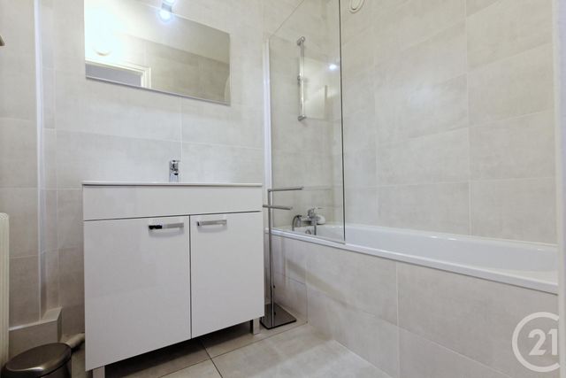 Appartement F5 à louer - 5 pièces - 106.5 m2 - PARIS - 75013 - ILE-DE-FRANCE - Century 21 Conseil Immobilier