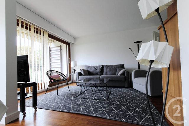 Appartement F5 à louer - 5 pièces - 106.5 m2 - PARIS - 75013 - ILE-DE-FRANCE - Century 21 Conseil Immobilier