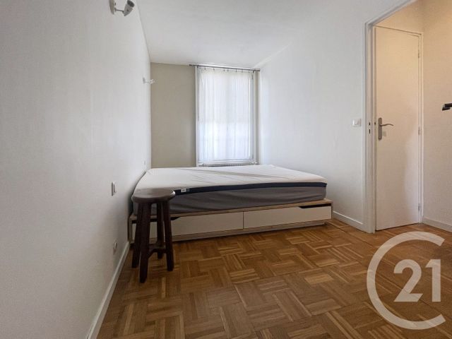 Appartement F2 à louer - 2 pièces - 45.01 m2 - COURBEVOIE - 92 - ILE-DE-FRANCE - Century 21 Conseil Immobilier