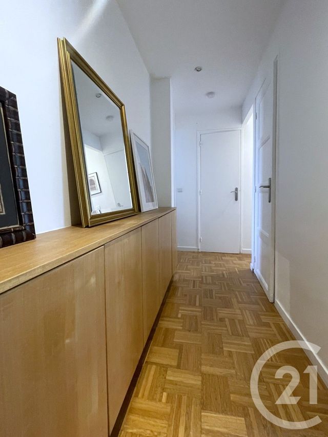 Appartement F2 à louer - 2 pièces - 45.01 m2 - COURBEVOIE - 92 - ILE-DE-FRANCE - Century 21 Conseil Immobilier