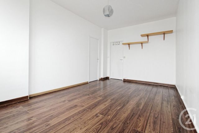 Appartement F2 à vendre - 2 pièces - 68.03 m2 - COURBEVOIE - 92 - ILE-DE-FRANCE - Century 21 Conseil Immobilier