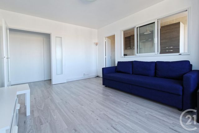 Appartement F2 à louer - 2 pièces - 52.6 m2 - COURBEVOIE - 92 - ILE-DE-FRANCE - Century 21 Conseil Immobilier