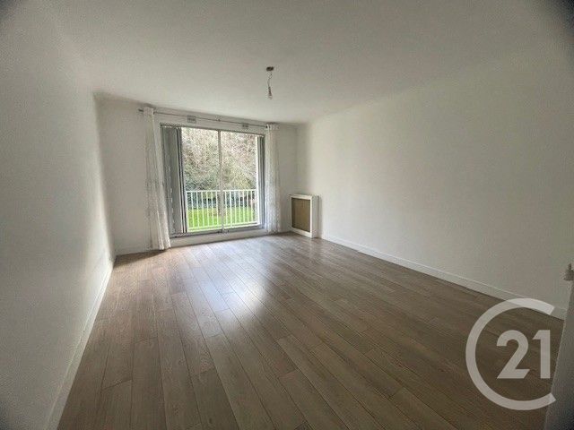 Appartement F3 à vendre - 4 pièces - 71.58 m2 - POISSY - 78 - ILE-DE-FRANCE - Century 21 Conseil Immobilier