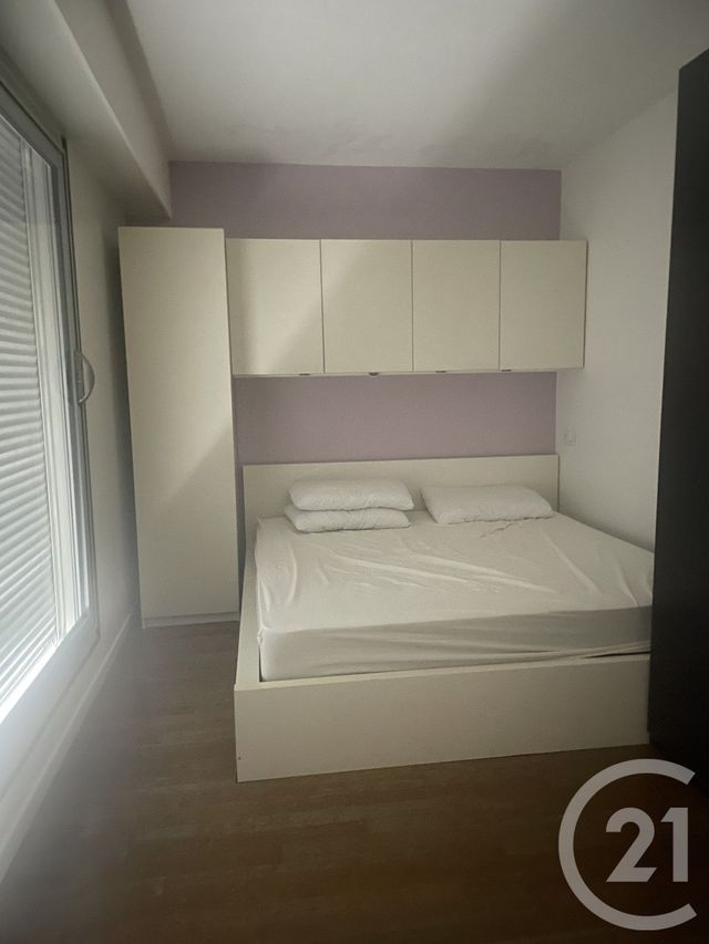 Appartement F2 à louer - 2 pièces - 44.0 m2 - COURBEVOIE - 92 - ILE-DE-FRANCE - Century 21 Conseil Immobilier
