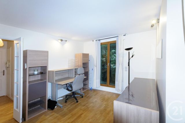 Appartement F2 à louer - 2 pièces - 54.0 m2 - COURBEVOIE - 92 - ILE-DE-FRANCE - Century 21 Conseil Immobilier