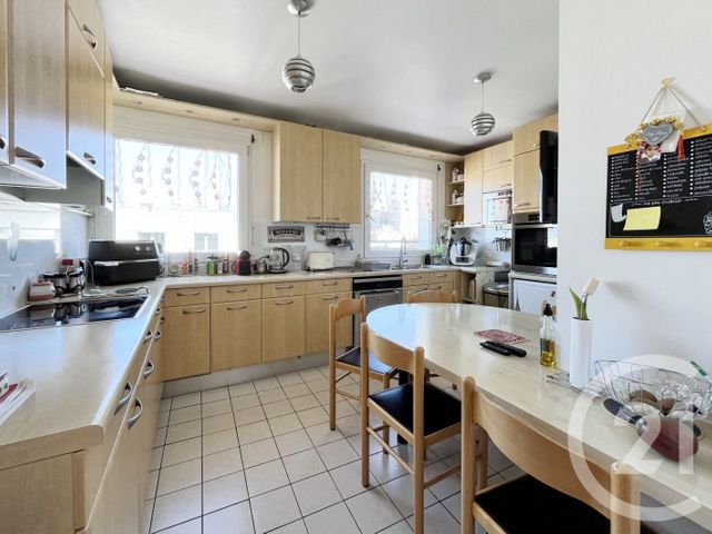 Appartement F6 à vendre - 6 pièces - 149.23 m2 - COURBEVOIE - 92 - ILE-DE-FRANCE - Century 21 Conseil Immobilier