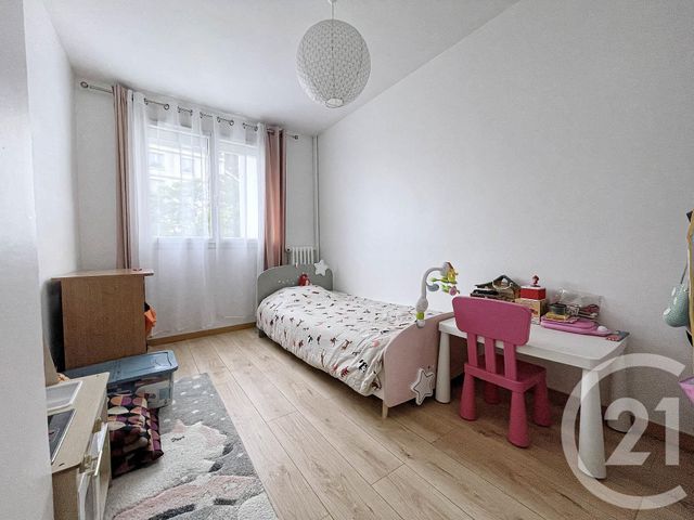 Appartement F4 à louer - 4 pièces - 65.32 m2 - LA GARENNE COLOMBES - 92 - ILE-DE-FRANCE - Century 21 Conseil Immobilier