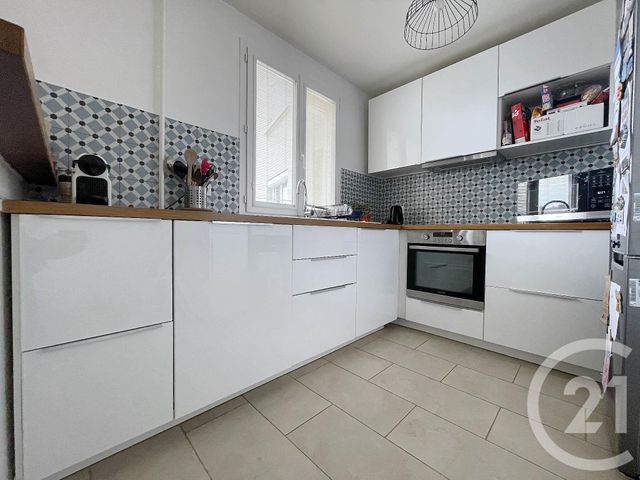 Appartement F4 à louer - 4 pièces - 65.32 m2 - LA GARENNE COLOMBES - 92 - ILE-DE-FRANCE - Century 21 Conseil Immobilier