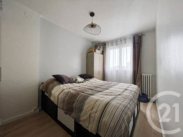 Appartement F4 à louer - 4 pièces - 65.32 m2 - LA GARENNE COLOMBES - 92 - ILE-DE-FRANCE - Century 21 Conseil Immobilier