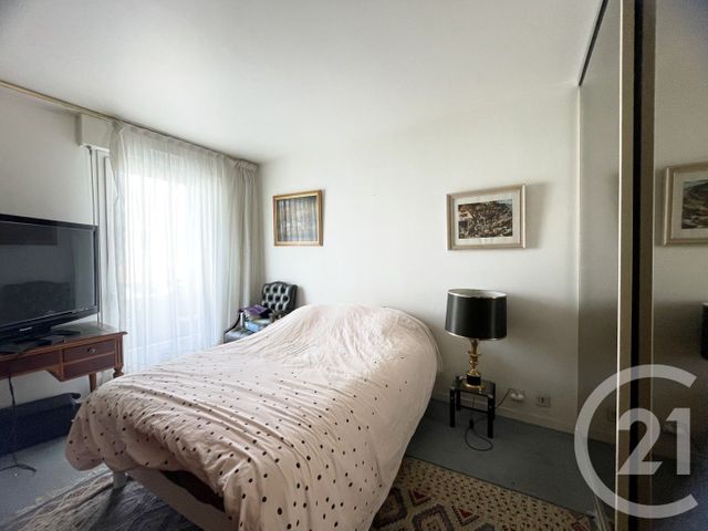 Appartement F4 à vendre - 4 pièces - 100.08 m2 - COURBEVOIE - 92 - ILE-DE-FRANCE - Century 21 Conseil Immobilier