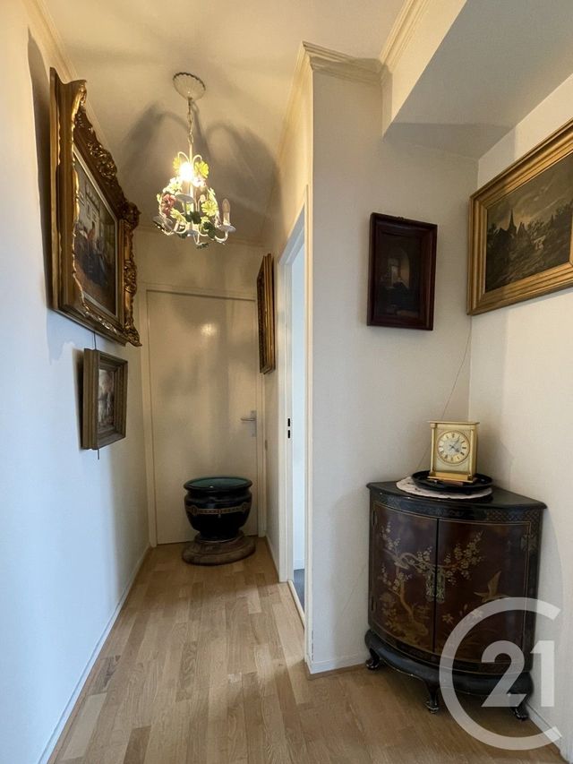 Appartement F4 à vendre - 4 pièces - 100.08 m2 - COURBEVOIE - 92 - ILE-DE-FRANCE - Century 21 Conseil Immobilier