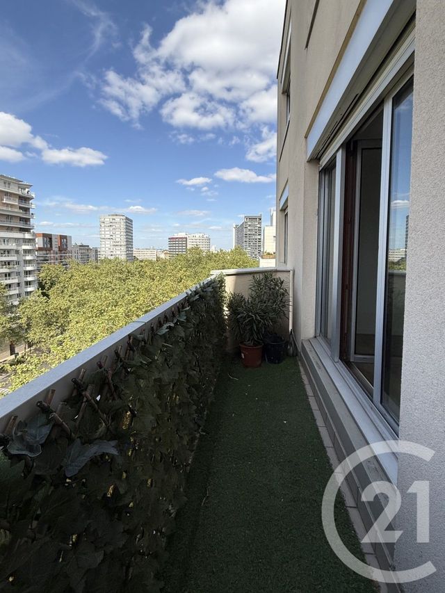 Appartement F2 à louer - 2 pièces - 50.77 m2 - COURBEVOIE - 92 - ILE-DE-FRANCE - Century 21 Conseil Immobilier