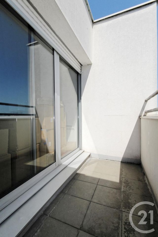 Appartement F1 à louer - 1 pièce - 33.15 m2 - COURBEVOIE - 92 - ILE-DE-FRANCE - Century 21 Conseil Immobilier