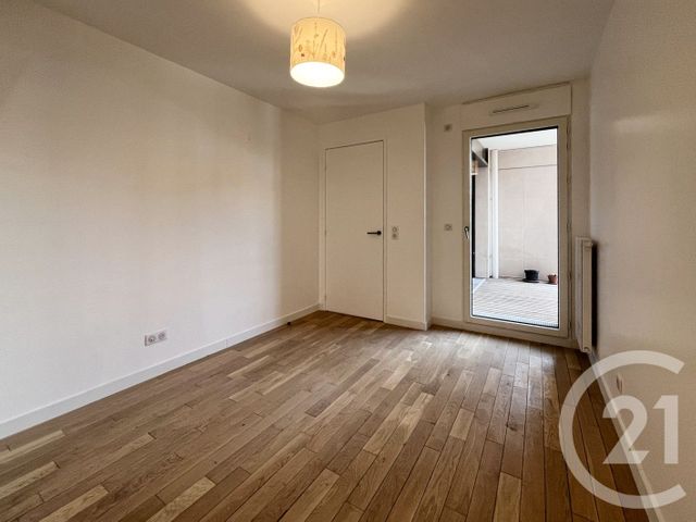 Appartement F2 à louer - 2 pièces - 41.17 m2 - COURBEVOIE - 92 - ILE-DE-FRANCE - Century 21 Conseil Immobilier
