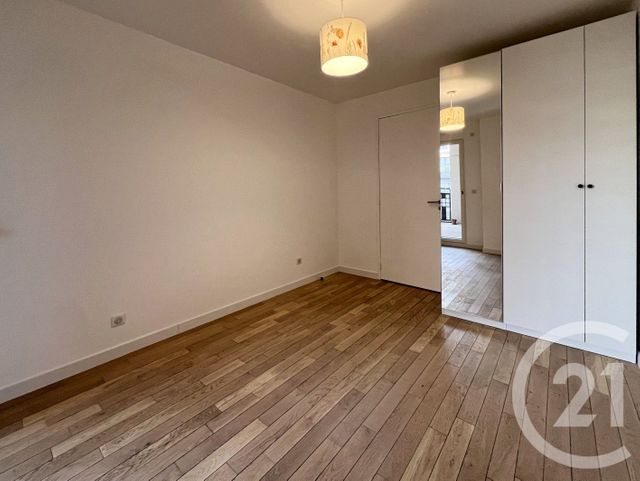 Appartement F2 à louer - 2 pièces - 41.17 m2 - COURBEVOIE - 92 - ILE-DE-FRANCE - Century 21 Conseil Immobilier
