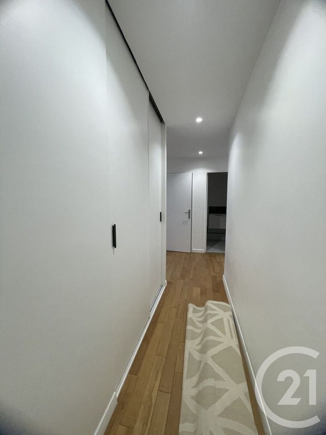 Appartement F4 à louer - 4 pièces - 90.9 m2 - COURBEVOIE - 92 - ILE-DE-FRANCE - Century 21 Conseil Immobilier