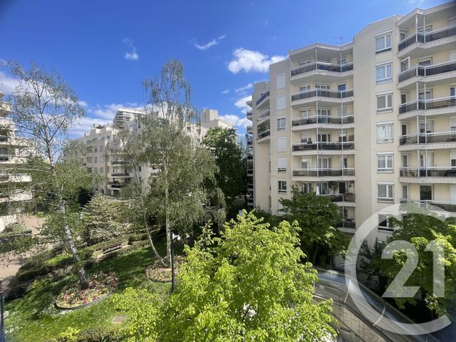 Appartement F2 à louer - 2 pièces - 46.76 m2 - COURBEVOIE - 92 - ILE-DE-FRANCE - Century 21 Conseil Immobilier