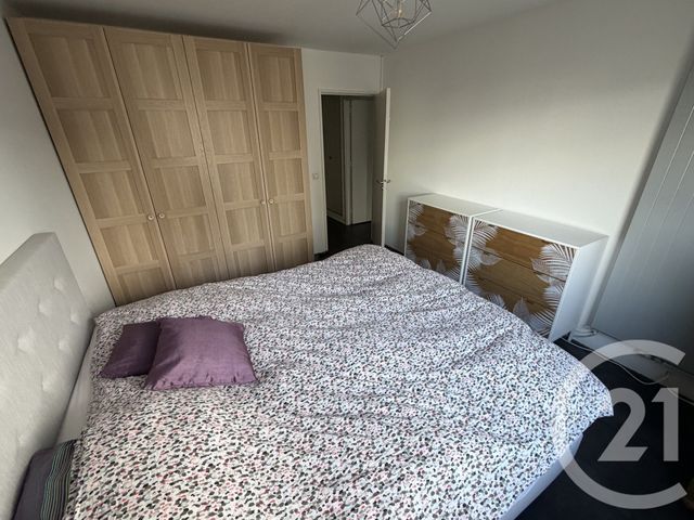 Appartement F2 à louer - 2 pièces - 57.23 m2 - COURBEVOIE - 92 - ILE-DE-FRANCE - Century 21 Conseil Immobilier