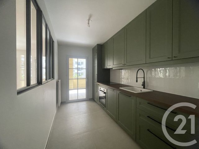 Appartement F4 à vendre - 4 pièces - 84.02 m2 - COURBEVOIE - 92 - ILE-DE-FRANCE - Century 21 Conseil Immobilier