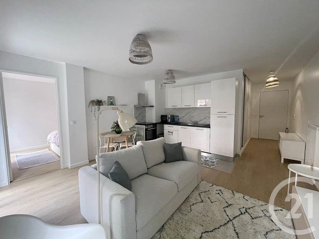 Appartement F2 à louer - 2 pièces - 43.45 m2 - BAGNEUX - 92 - ILE-DE-FRANCE - Century 21 Conseil Immobilier